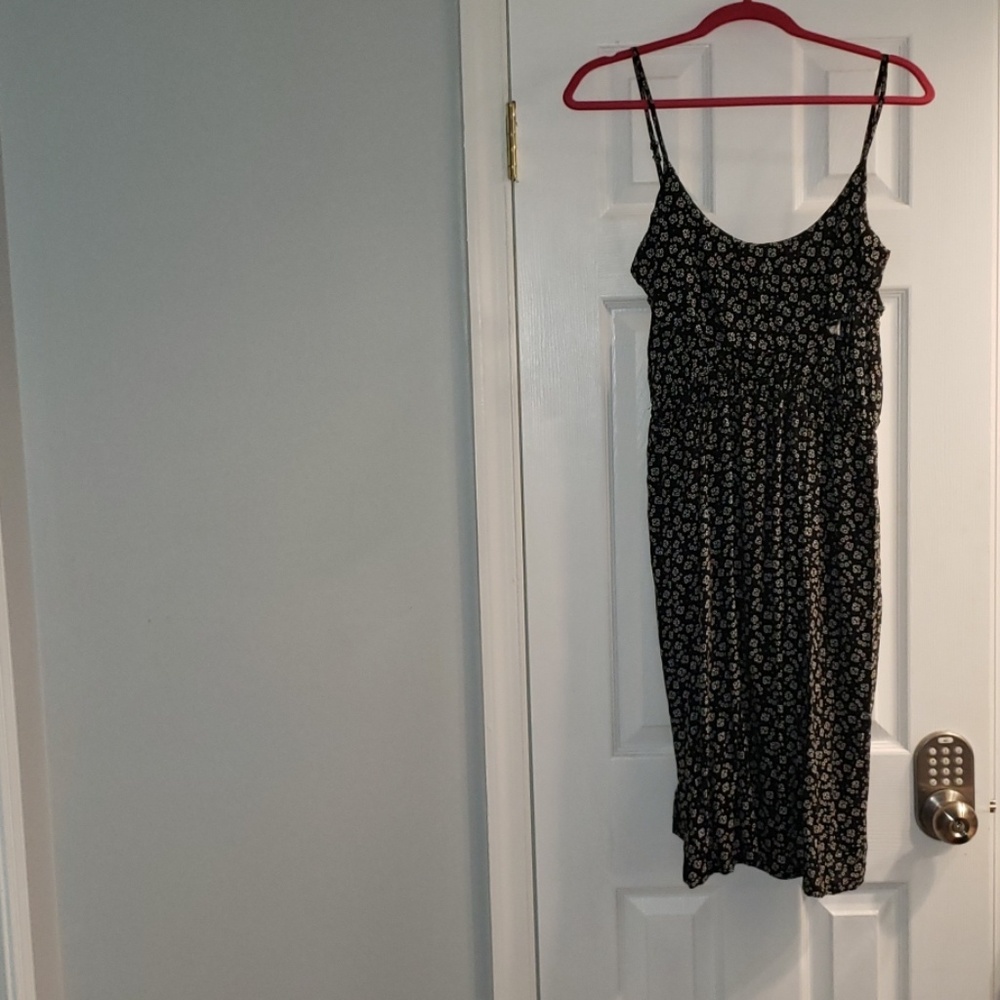 Black and White Floral Maternity Dress